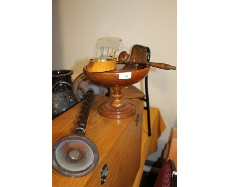 A SELECTION OF ASSORTED TREEN TO INCLUDE A SMOKERS STAND, GAVEL, ETC TOGETHER WITH A BAROMETER 