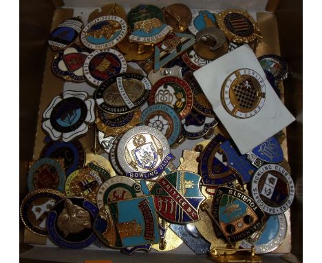Selection of brass and enamel bowling badges including Saltcoats, Bournville, Belmont Bowling Club Belfast, Moss Park, Girvan