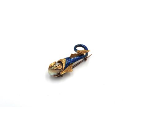 An enamel and pearl yellow metal pin brooch in the form of marine life - Length 3cm 