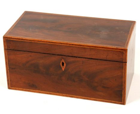 A GEORGE IV MAHOGANY, CROSSBANDED AND LINE INLAID TEA CADDY, THE FITTED INTERIOR WITH PAIR OF CANISTERS, 30CM L, C1830
