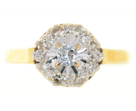 A DIAMOND CLUSTER RING, IN GOLD, MARK RUBBED, 4G, SIZE O++GOOD CONDITION, LIGHT WEAR