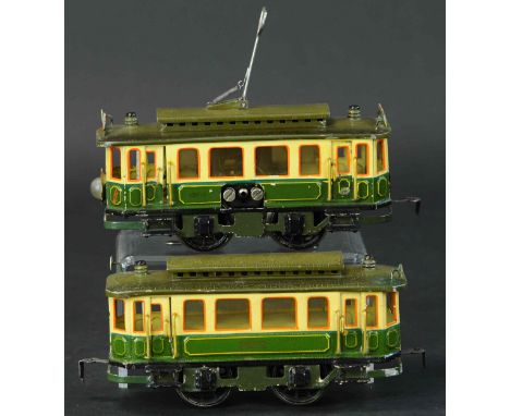 776. MARKLIN NO. 3070 ELECTRIC TROLLEY &amp; 3072 TRAILER | O gauge, electric, hand painted, circa 1923, catalog no.3070 and 