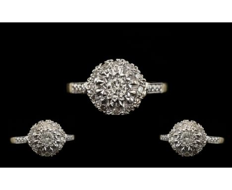 18ct Gold Nice Looking Diamond Set Ring - Flowerhead Setting. Hallmark Birmingham 1965, Marked 750 - 18ct. Set with Quality R