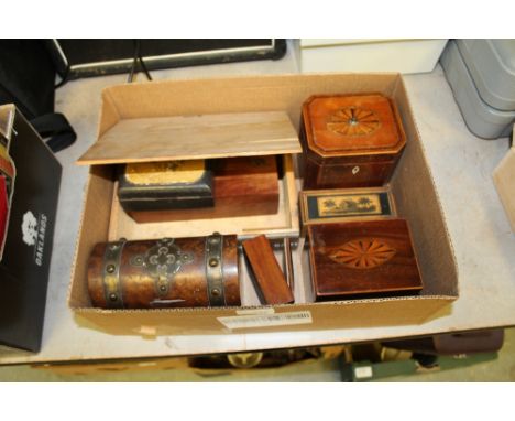 Wooden tea caddies and trinket boxes - 9 items
