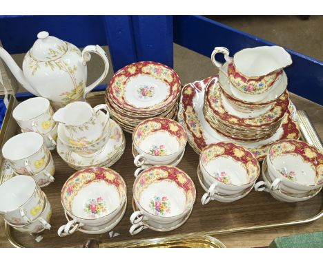 TRAY CONTAINING 37 PIECES OF PARAGON TEA WARE, 16 PIECES OF ROSLYN COFFEE WARE, SET OF 6 STUART CRYSTAL GLASSES