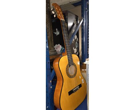 HERALD ACOUSTIC GUITAR     