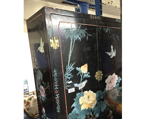 DOUBLE DOOR CHINESE STYLE LACQUERED CABINET     