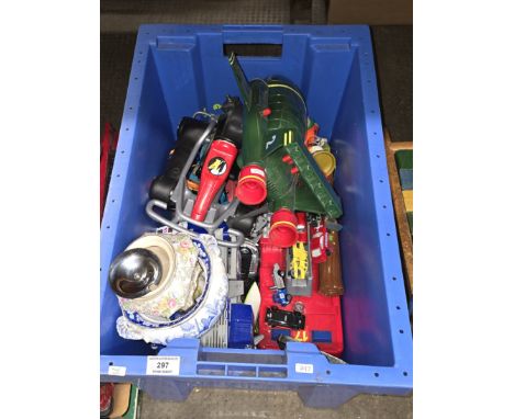 BOX CONTAINING QUANTITY OF VARIOUS TOYS, ACTION MAN, THUNDERBIRDS, ETC