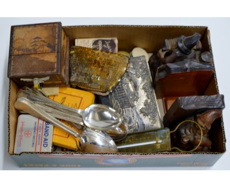 BOX WITH WOODEN BOOKENDS, VARIOUS CUTLERY, BRASS THERMOMETER, VINTAGE COIN PURSE, ORIENTAL BOX ETC     