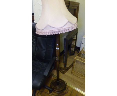 OAK STANDARD LAMP. Vintage oak standard lamp with shade
