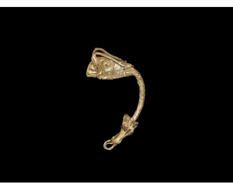 4th century BC. A gold earring comprising a curved shank with filigree, trophy-shaped finial with filigree detailing and two 