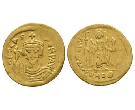 602-610 AD. Constantinople mint. Obv: dN FOCAS PERP AV legend with draped and cuirassed facing bust, wearing crown without pe