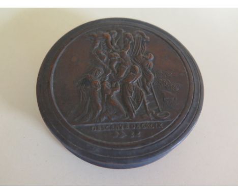 An 18th century carved snuff box lined with tortoiseshell 
Condition report: Good clean condition, very minor loses from tort
