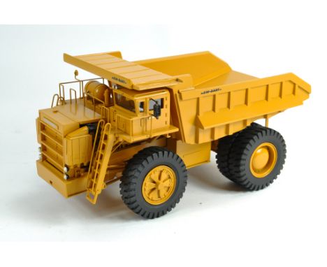 Dan Models (Romania) 1/48 scale Resin KW Dart DE 2772 Dump Truck. Near Mint. Extremely Fragile and Scarce Model. Comes with o