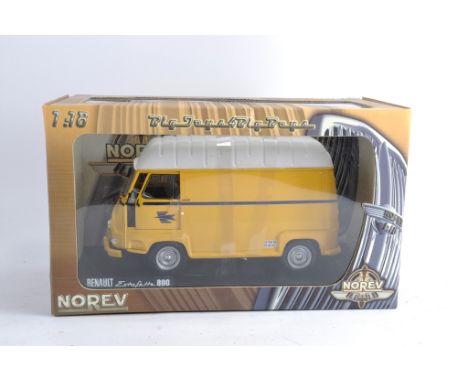 Norev 1/18 scale Renault 800 Post Van. Near Mint in Box.