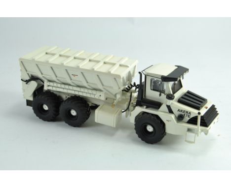 Les Miniatures Du Faubourg 1/50 scale Akera 17E 6x6 Lime / Powder Spreader. Near Mint. Comes with Original Packaging. Scarce.