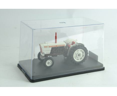 Martyn's Farm Models (MFM) 1/32 scale David Brown 1200 Tractor. Hand Built. Very Limited. Mint. 