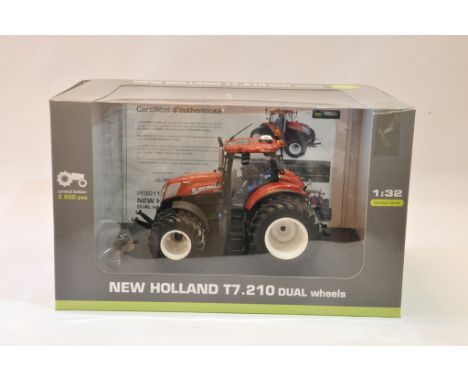 Universal Hobbies 1/32 Scale New Holland T7.210 with Dual Wheels. PES Terracotta Limited Edition. Mint in Box.