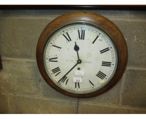 British Railways Midland Circular Wall Clock The Dial Marked B.R. (M) 20251 