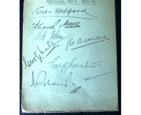 1935-36 ARSENAL AUTOGRAPH PAGE
Autograph page signed by 7 players Hapgood, Moss, John, Male, Bastin, Beesley, Roberts&nbsp;