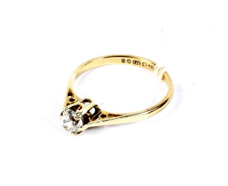 A vintage 9ct gold and paste solitaire ring. Hallmarks for London 1978, size L+, 1.8g gross