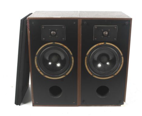 A pair of vintage Splendor Audio Prelude speakers. S/N 1059. L26cm x D28cm x H50 Condition Report: Unable to verify if functi