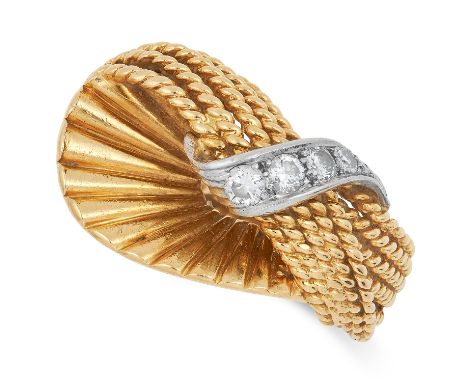 DIAMOND COCKTAIL RING, KUTCHINSKY, 1961 the twisted rope form is set with round cut diamonds, size M / 6, 10.4g.