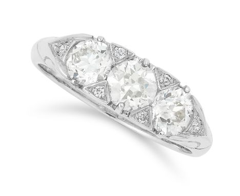 1.29 CARAT THREE STONE RING set with three round cut diamonds, size M / 6, 4.4g.