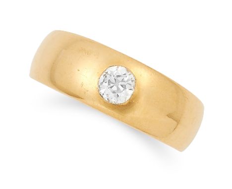 0.40 CARAT DIAMOND RING set with an old cut diamond of approximately 0.40 carats, size S / 9, 9.5g.