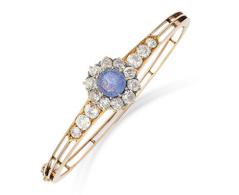 ANTIQUE SAPPHIRE AND DIAMOND BANGLE set with a Mughal carved sapphire and old cut diamonds totalling approximately 2.40 carat