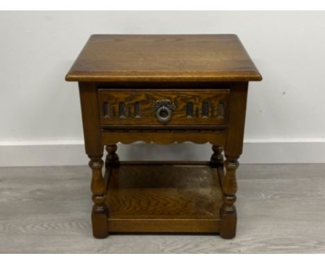 OAK 1920S SINGLE DRAWER LAMP TABLE, H50CM X W46CM X D38CM
