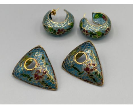 2 pairs of enamel earrings