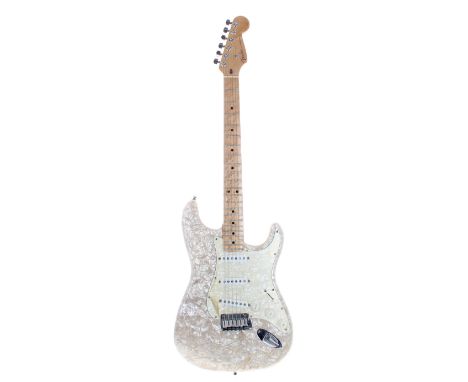 1996 Fender Custom Shop White Moto Guitar Amp Set, made in USA, limited edition of 250, including a Stratocaster guitar, Blue