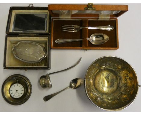 A silver toddy ladle, Sheffield 1924, a teaspoon, a bowl and other items