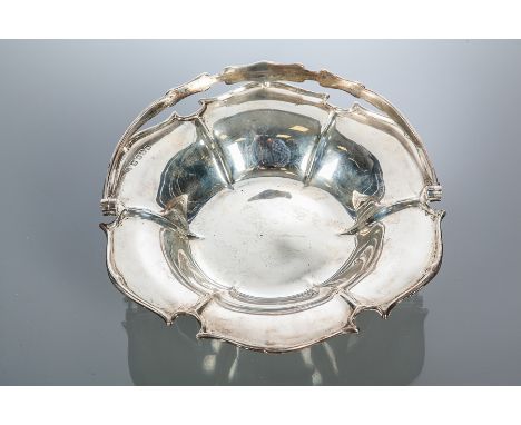 EDWARDIAN SCOTTISH SILVER COMPORT BASKET
maker R & W Sorley, Glasgow 1908, with serpentine rim and hinged handle, approximate