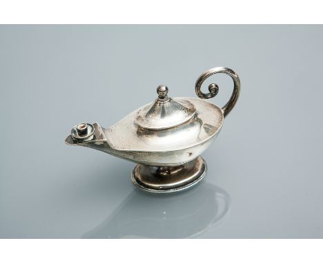 EDWARDIAN SILVER 'ALADDIN' LAMP TABLE LIGHTER
by Robert & Belk Ltd., Sheffield 1910, also with lamp hallmark, approximately 7