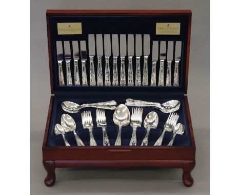 Eight place setting of Viners silver-plated Kings pattern canteen of cutlery. The canteen 45 cm wide.