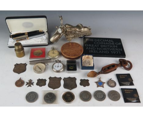 An assortment of collectables including a Parker 51 fountain pen, two other fountain pens, a military issue stop watch, assor