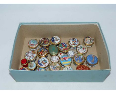 A collection of Halcyon Days enamel patch boxesAll appear to be in good condition.