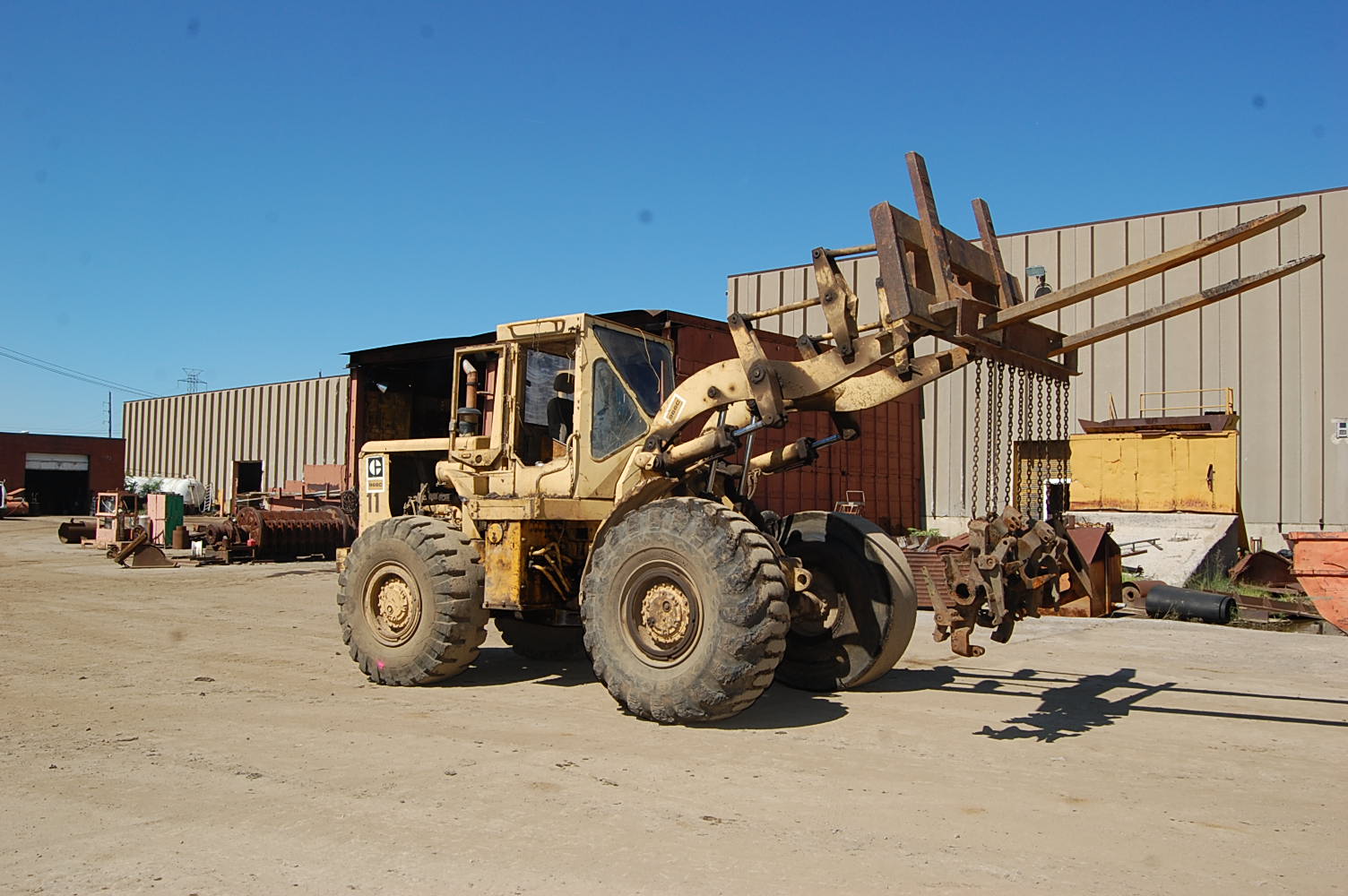 Caterpillar Model 966C Front End Loader w/Fork Lift Forks\