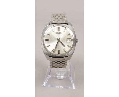 A gentleman's Felca Skymaster stainless steel manual bracelet watch with centre seconds, baton markers and date display.Condi