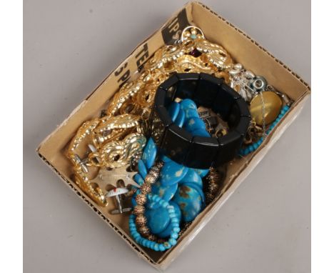 A box of costume jewellery to include silver necklace, yellow metal lockets, enamel brooch etc.