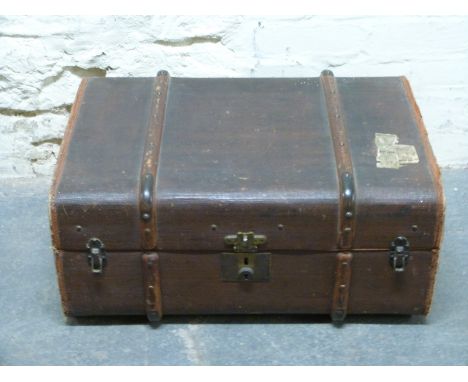 A vintage ash bound trunk with leather handles, 70 x 49cm