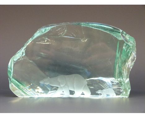 Vicke Lindstrand for Kosta polar bear and cub iceberg glass paperweight, signed to base, 9.5x15cm. 