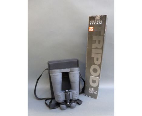 A pair of Sunagor Megazoom 25-150 x70 style binoculars and tripod