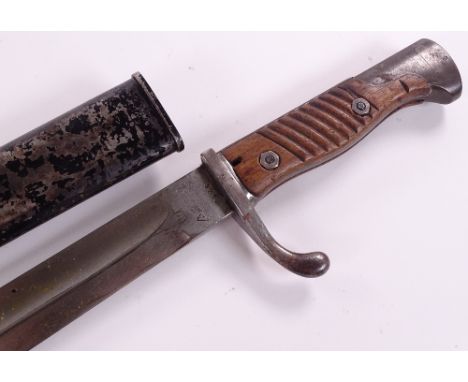 A German First War period Gottlieb Hammesfahr bayonet with metal scabbard