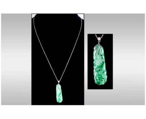 A Quality Jade Pendant fitted to a 9ct white gold chain. 18'' in length. Circa 1920's