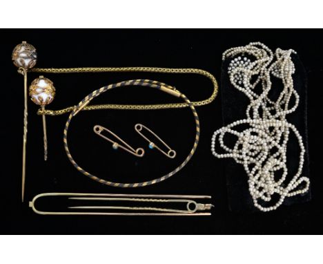 Group of antique jewellery items, to include and elephant hair and gold bangle, a seed pearl on velvet collar necklace , tiar