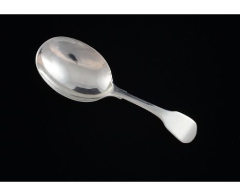 George IV fiddle pattern silver caddy spoon by G W, London 1822