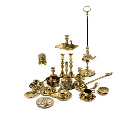 A group of 19thC and later brass ware, including candlesticks, Italian oil lamp, string box, candle scissors with tray, and a